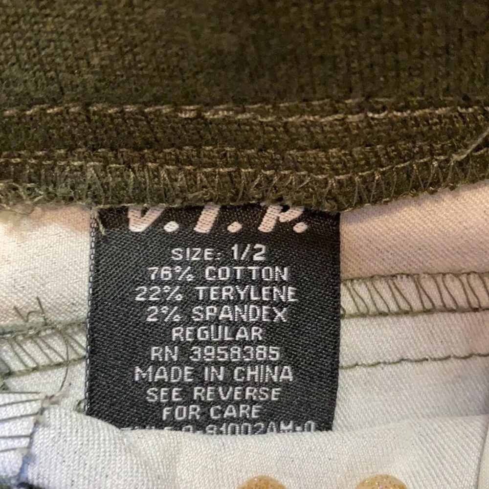 V.I.P. Shorts size 1/2